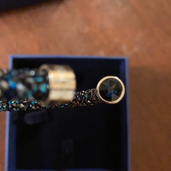 Blue Swarovski Crystal Bracelet - Picture 4 of 8